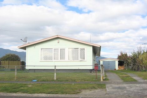 Photo of property in 13 Kowhai Avenue, Murupara, 3025