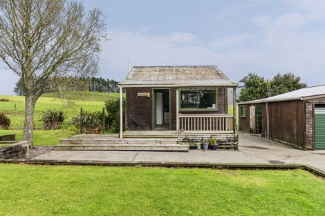 Photo of property in 612 Plymouth Road, Koru, New Plymouth, 4374