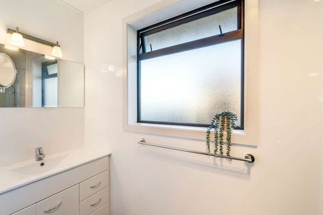 Photo of property in 11 Swift Street, South Hill, Oamaru, 9400