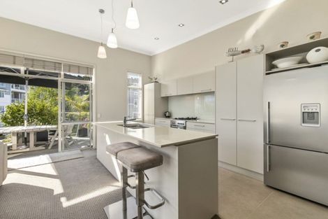 Photo of property in 9 Eaves Bush Parade, Orewa, 0931