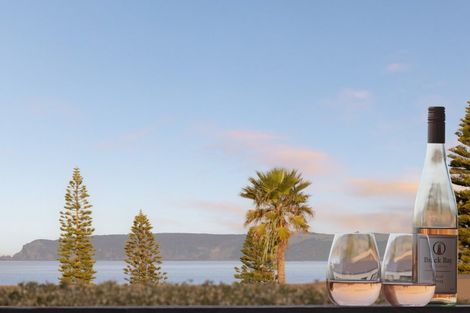 Photo of property in 4 Day Dawn Crescent, Omaha, Warkworth, 0986