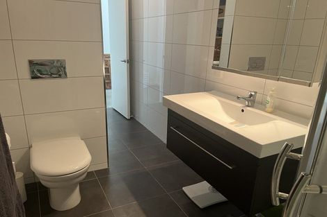 Photo of property in 2/25 Home Street, Mount Victoria, Wellington, 6011