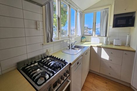 Photo of property in 106 Calliope Road, Stanley Point, Auckland, 0624