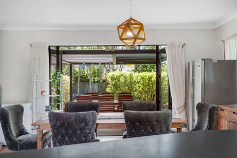 Photo of property in 17 Annalong Road, Dannemora, Auckland, 2016