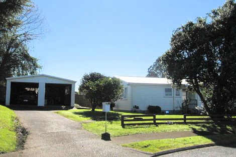 Photo of property in 30 Gambare Place, Wattle Downs, Auckland, 2103