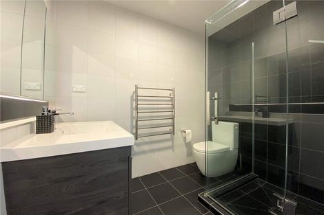 Photo of property in 408/19 Rawene Road, Birkenhead, Auckland, 0626