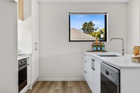 Photo of property in 2/32 Hammersley Avenue, Shirley, Christchurch, 8013