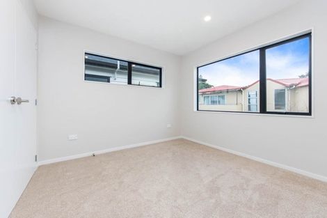 Photo of property in 54c Chilcott Road, Henderson, Auckland, 0612