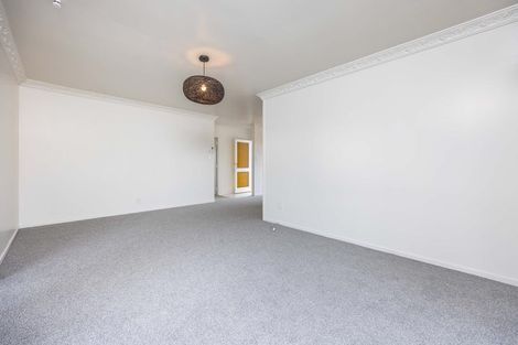 Photo of property in 15a Correa Court, Goodwood Heights, Auckland, 2105