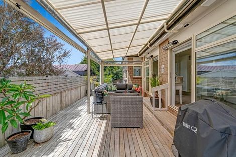 Photo of property in 8 Waitaha Close, Orewa, 0931