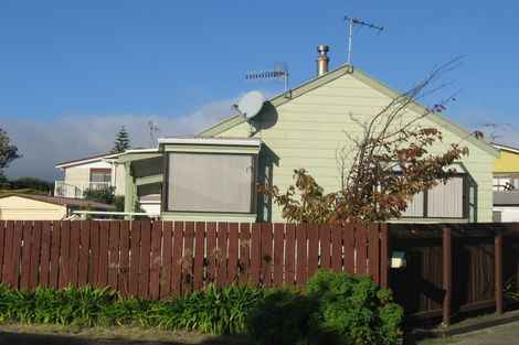 Photo of property in 18 Arnold Grove, Paraparaumu Beach, Paraparaumu, 5032
