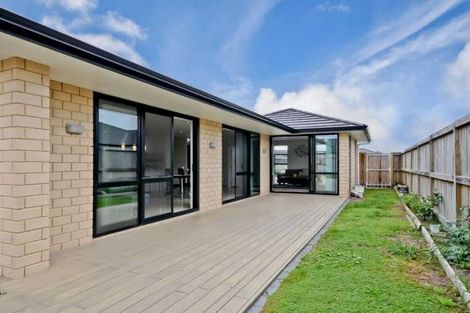 Photo of property in 8 Sirius Crescent, Rototuna North, Hamilton, 3210