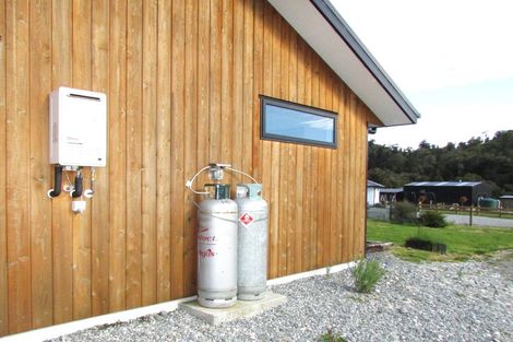 Photo of property in 7 Aorangi Drive, Greymouth, 7805