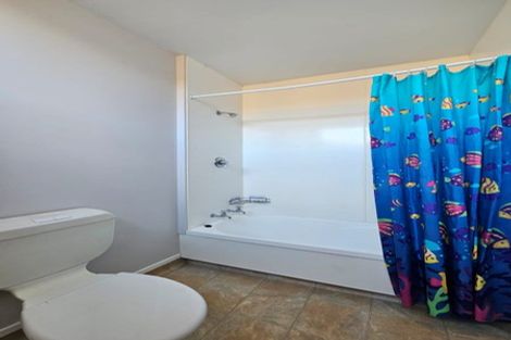 Photo of property in 5 Milburn Lane, Hillcrest, Hamilton, 3216