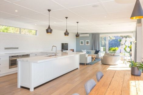 Photo of property in 31 Brick Bay Drive, Sandspit, Warkworth, 0982