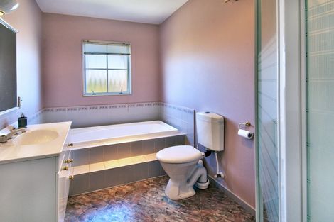 Photo of property in 14 Sailfish Drive, West Harbour, Auckland, 0618