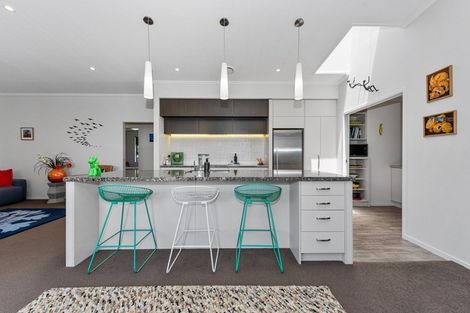 Photo of property in 6 Caversham Drive, Rototuna, Hamilton, 3210