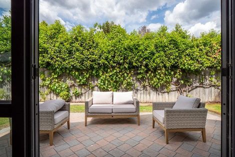 Photo of property in 44 Sylvan Street, Lake Hayes, Queenstown, 9304