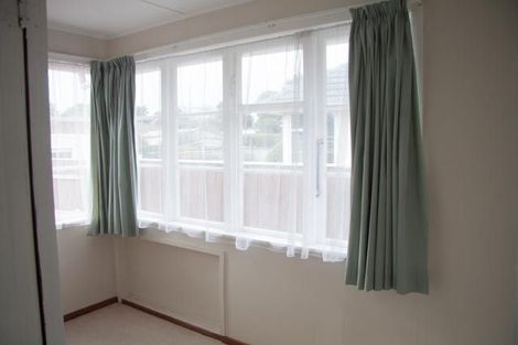 Photo of property in 28 Godley Street, Waterloo, Lower Hutt, 5011