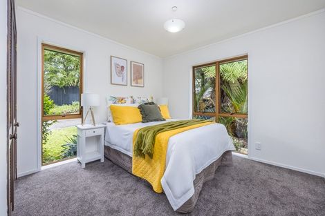 Photo of property in 4a Puketitiro Street, Glen Eden, Auckland, 0602