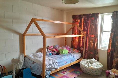 Photo of property in 4a Grove Road, Addington, Christchurch, 8024