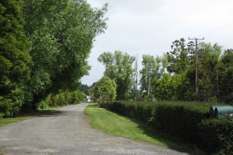 Photo of property in 142 Boord Crescent, Kumeu, 0891