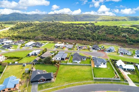 Photo of property in 68 Montgomery Crescent, Kinloch, Taupo, 3377