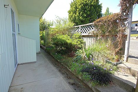 Photo of property in 15 Burnby Place, Te Anau, 9679
