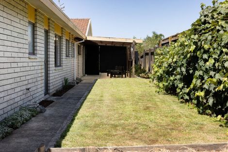 Photo of property in 19 Gobray Crescent, Mount Maunganui, 3116