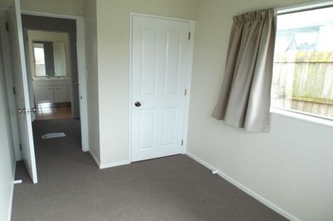 Photo of property in 1a Benton Place, Manurewa, Auckland, 2102