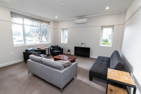 Photo of property in Fountain Court, 16/48 Oriental Parade, Oriental Bay, Wellington, 6011