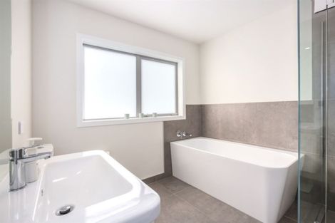 Photo of property in 10 Glide Lane, Whitby, Porirua, 5024