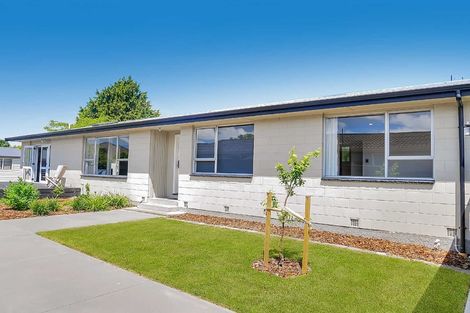 Photo of property in 93 Warren Crescent, Hillmorton, Christchurch, 8025