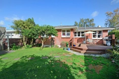 Photo of property in 18 Whirinaki Crescent, Heretaunga, Upper Hutt, 5018