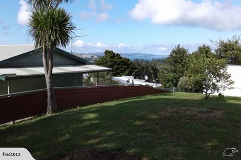 Photo of property in 64 Pacific Parade, Army Bay, Whangaparaoa, 0930