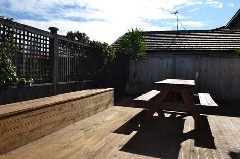 Photo of property in 8 Pohutukawa Place, Karaka, Papakura, 2113