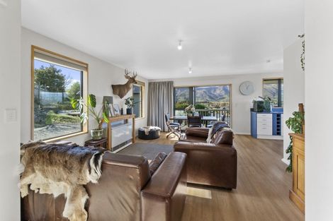 Photo of property in 8 Mary Lane, Lake Hawea, Wanaka, 9382