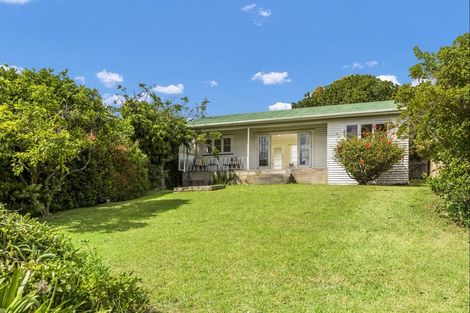 Photo of property in 14 Monyash Road, Manly, Whangaparaoa, 0930
