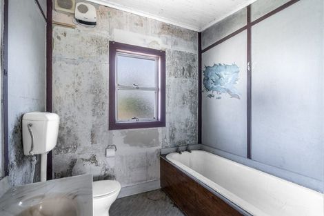 Photo of property in 4 Waverley Street, East Gore, Gore, 9710