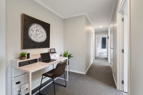 Photo of property in 11 Wescombe Grove, Feilding, 4702