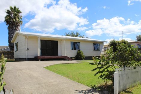 Photo of property in 8 Mikasa Place, Mangere, Auckland, 2022
