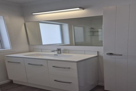 Photo of property in 81a Waiwhetu Road, Waterloo, Lower Hutt, 5011