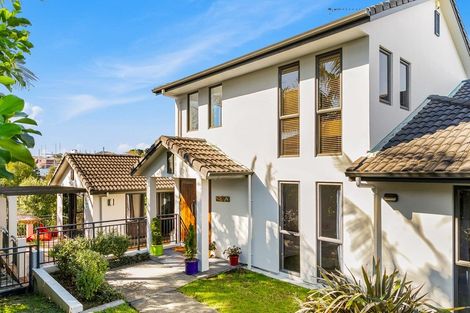 Photo of property in 37 Blue Heron Rise, Stanmore Bay, Whangaparaoa, 0932