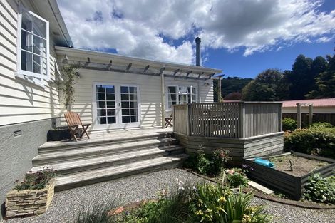Photo of property in 8 Kenya Street, Ngaio, Wellington, 6035