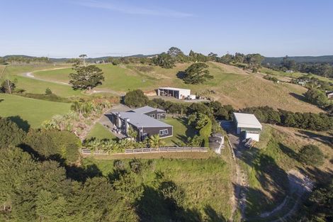 Photo of property in 105 Zanders Road, Helensville, Waimauku, 0882