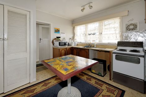 Photo of property in 61 West Coast Road, Glen Eden, Auckland, 0602