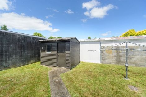 Photo of property in 16 Newcastle Street, Hokowhitu, Palmerston North, 4410