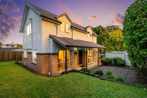 Photo of property in 305 Royal Road, Massey, Auckland, 0614