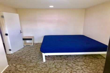 Photo of property in Empire Apartments, 1520/21 Whitaker Place, Grafton, Auckland, 1010