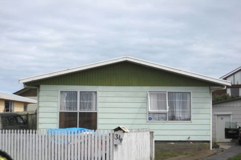 Photo of property in 34 Karyn Street, Castlecliff, Whanganui, 4501